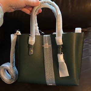 BRAND NEW, Emerald Green LTH Mollie 25